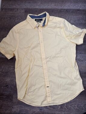 Nautica Men’s Short Sleeve Button-Down Shirt — Light Yellow